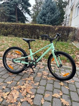 Detský bicykel SPECIALIZED 20 - 3