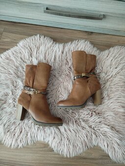 Čižmičky veľkosť 40 - 3