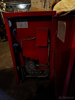 rozpredám starší kotol - 3