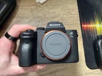 sony a7 iii - 3