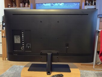 Samsung QLED 50” 4K UHD - 3