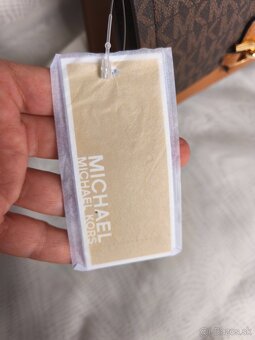 Hnedá kabelka zn. Michael Kors - 3