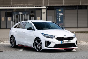 Kia Proceed 1.6 T-GDi GT / 150kW / - 3