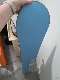Snowboard Roxy s viazaním - 3