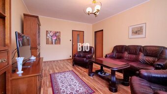 REZERVOVANÉ Na predaj priestranný 4 izbový byt s dvoma LOGGI - 3