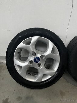 Ford Fiesta eleķtrony R15 - 3