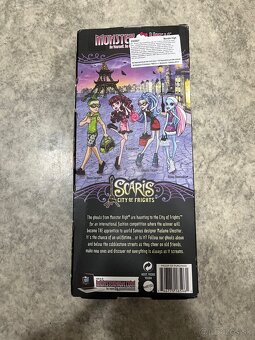 Monster High Ghoulia Yelps Scaris - 3