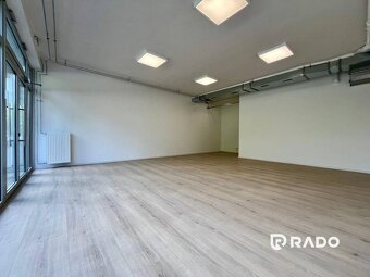 RADO | Nové obchodné priestory s parkovacím státím | 57m2 | - 3