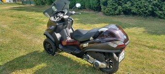 Piaggio MP3 - 3