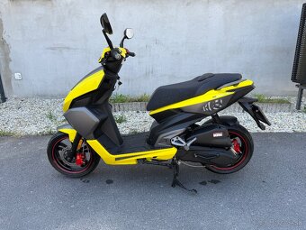 Predám skúter Motorro X1 125i r.v 2022 naj. 890km - 3