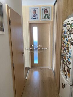 Na predaj 3 izbový byt po rekonštrukcii s dvomi loggiami - 3