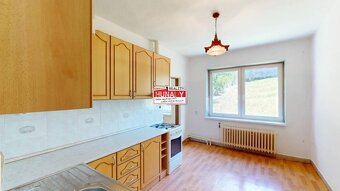(1.985 m²) DOM V KLUKNAVE S VEĽKÝM POZEMKOM - 3