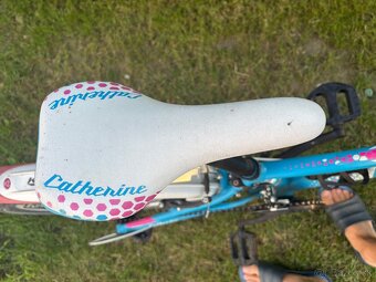 Rock machine Catherine 24” - 3