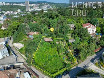 Ponúkame na predaj investičný stavebný pozemok v Starom mest - 3