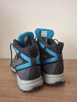 Dámske turistické topánky Adidas 40 - 3
