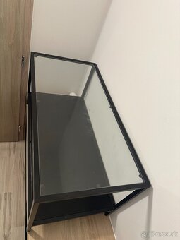 Sklenený konferenčný stolík do obývačky - 3