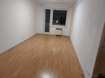 2 izbový nezariadený byt na prenájom - 3