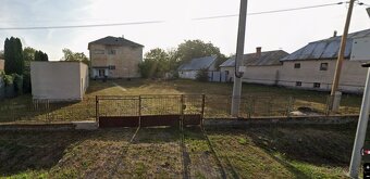 pozemok s budovou - 3