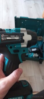 Razovy utahovak a uhlova bruska - 3