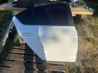 ŠKODA OCTAVIA III sedan práve zadné dvere - 3