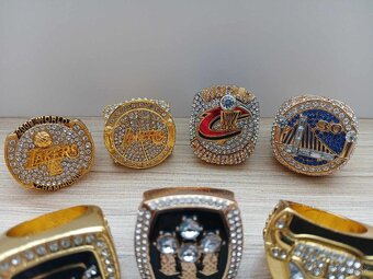 Basketbalové NBA prsteny - 3