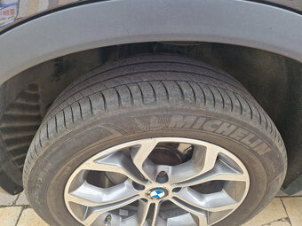 BMW X3D - 3