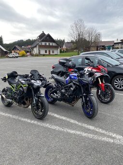 Yamaha MT09 - 3