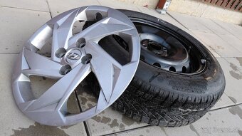 Zimné pneumatiky na diskoch s puklicami - 3