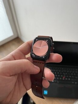 Apple watch 8 - 45mm - 3