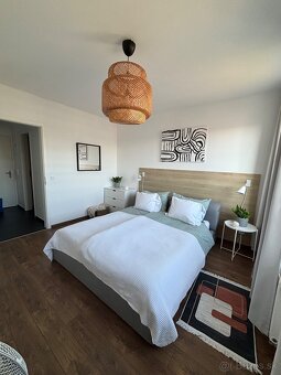 Prenajom 1,5 izboveho bytu v centre s garážovým státím. - 3