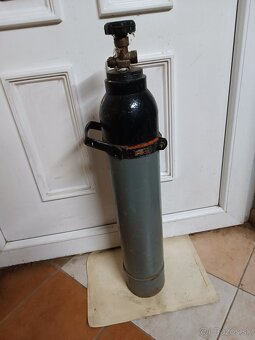 Predám naplnenú fľašu s CO2 - 3