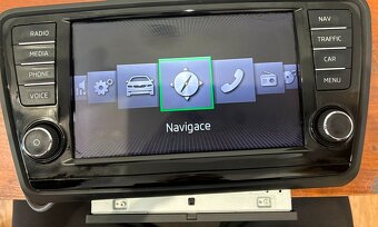 Predam original Ocravia 3 radio 5E0035020B - 3