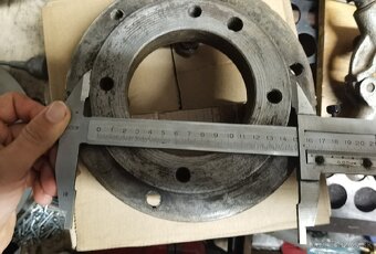 Priruba na camlock 4 sroby 200mm kužeľ - 3