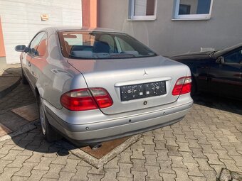 Mercedes-Benz clk 320 w208 - 3