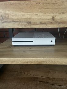 Xbox one S - 3