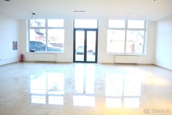Prenájom obchodný priestor, 125 m2, ulica Štefánikova Poprad - 3