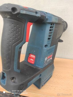 Bosch akumulátorové kladivo - 3