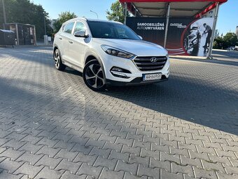 Hyundai Tucson - 3
