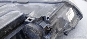 Ľavé predné svetlo Škoda Octavia 2 fl - 3