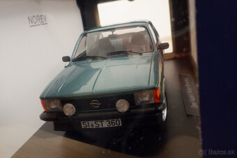 Opel Kadett Rallye Turquoise 1:18 - 3