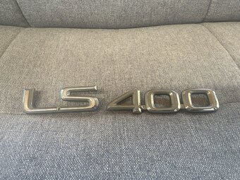 Lexus LS400 – originálne písmená a logo z kufra - 3
