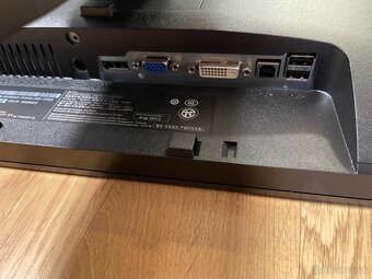 Predam monitor Dell - 3