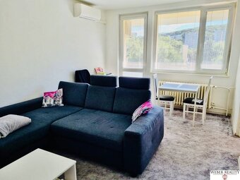 3-izb. nezariadený byt v Karlovej Vsi na Púpavovej ul. vráta - 3