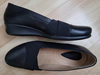 NOVÉ neobuté značkové ECCO kožené poltopánky, veľkosť 39 - 3