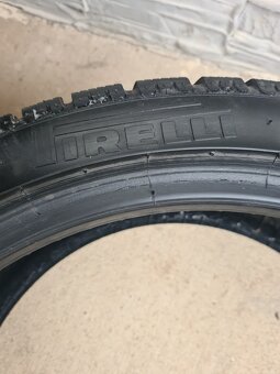 Zimné pneumatiky 215/40 r17 - 3