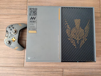 Xbox One 1TB Call of Duty - Advanced Warfare Limited Edition - 3