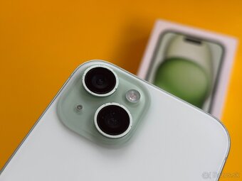 iPhone 15 Green 128GB - 3