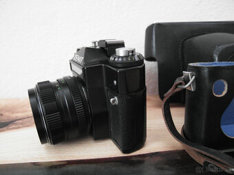 Starý fotoaparát ZENIT - 3
