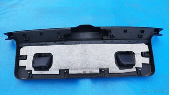 Predám náhradné diely VW Golf 4 - 3