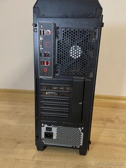 Predám stolný počítač - 3